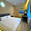 Robin Hotel