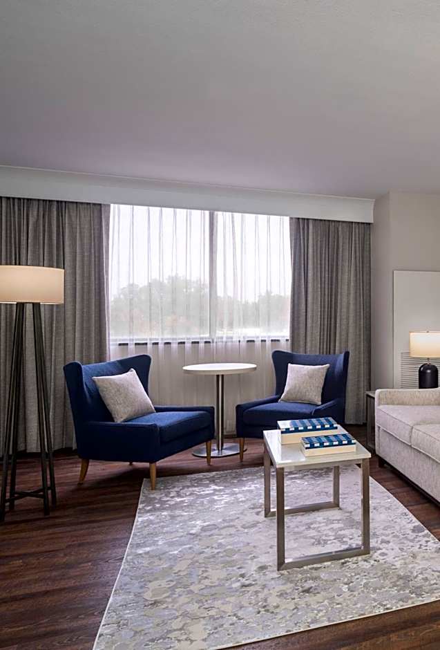 Delta Hotels by Marriott Jacksonville Deerwood