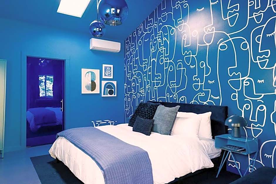 The Norsdale plus CMYK Motel on 10 acres in Phoenicia