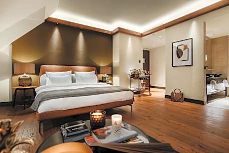 Deluxe Junior Suite