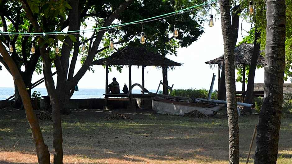 Sunset Springs Beach Retreat