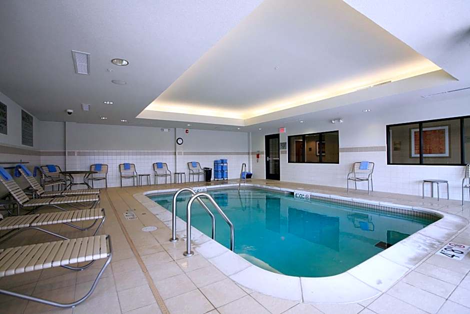 Courtyard by Marriott Omaha Aksarben Village