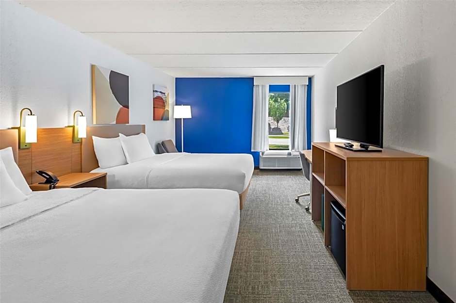 Spark by Hilton Alpharetta Roswell