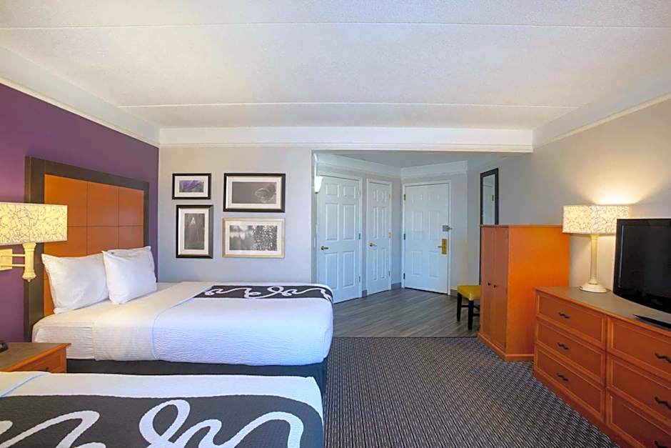 La Quinta Inn & Suites by Wyndham Westport