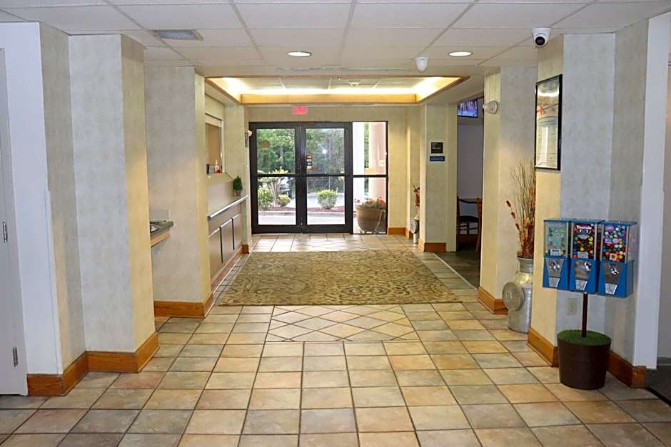 Howard Johnson by Wyndham Tifton GA I-75