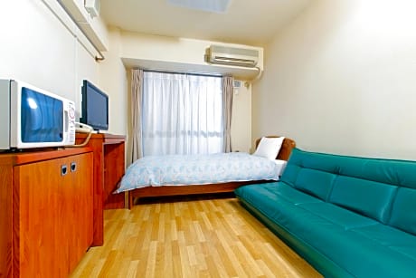 Weekly Plan Twin Room - Smoking - No Cleaning