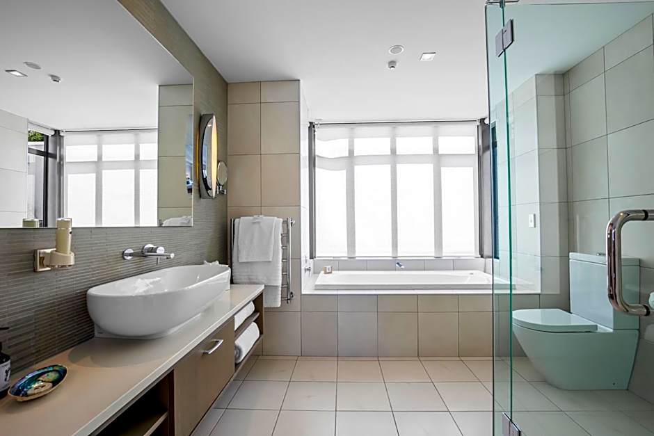 The Rees Hotel & Luxury Apartments