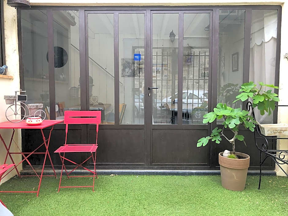 Ô 36 Rempart Sud B&B