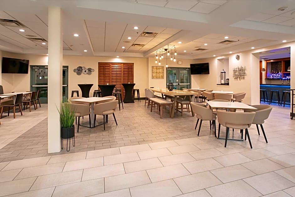 Holiday Inn & Suites Goodyear - West Phoenix Area By IHG