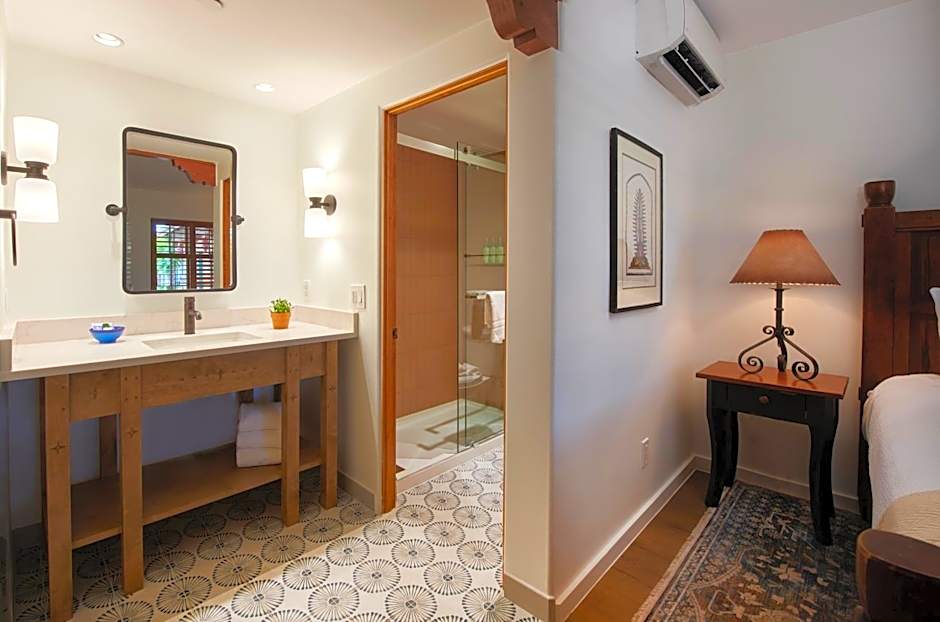 Piñon Court by La Fonda