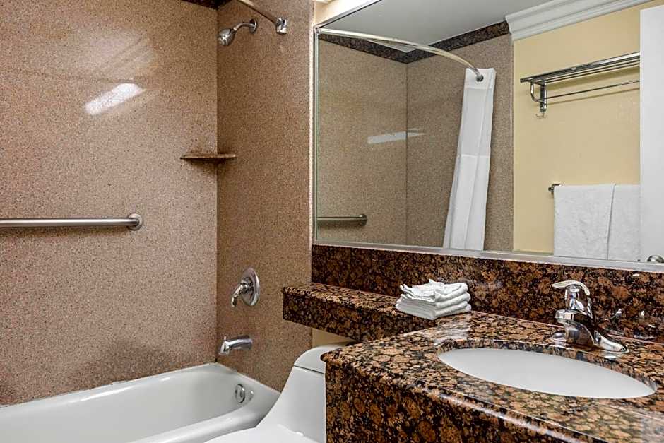 Quality Inn - Torrance Lomita