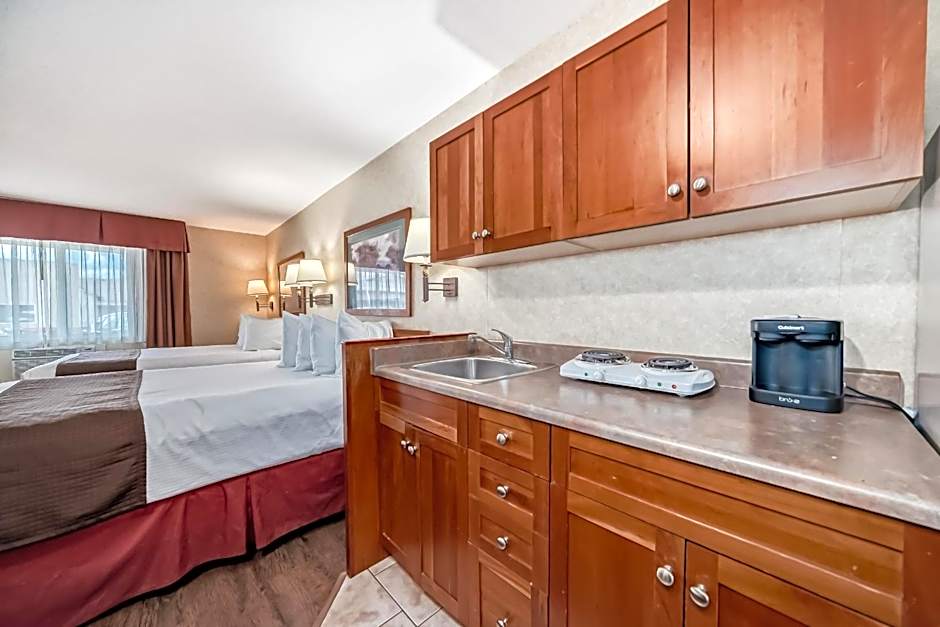 Stony Plain Inn & Suites