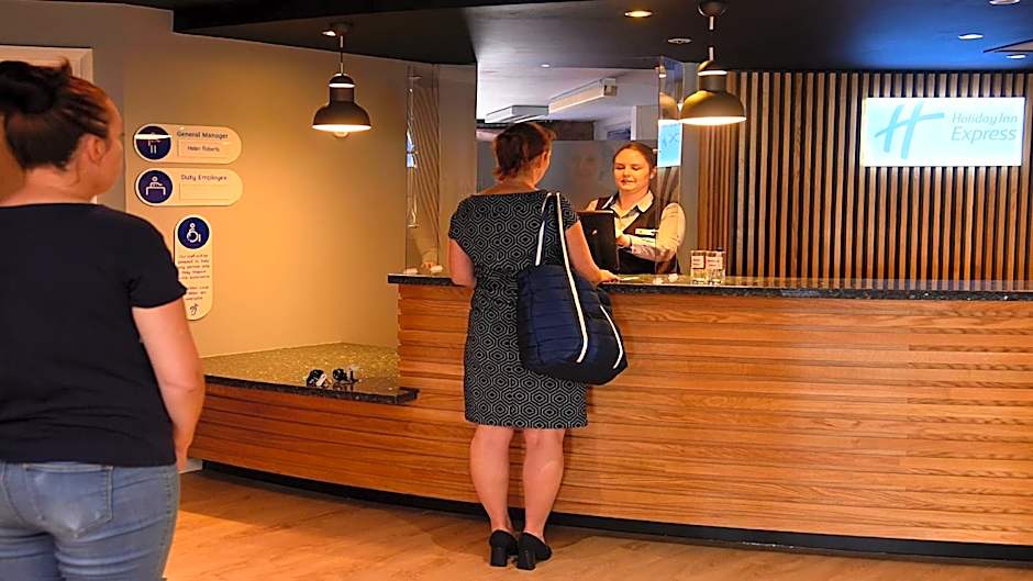 Holiday Inn Express Liverpool-Albert Dock By IHG