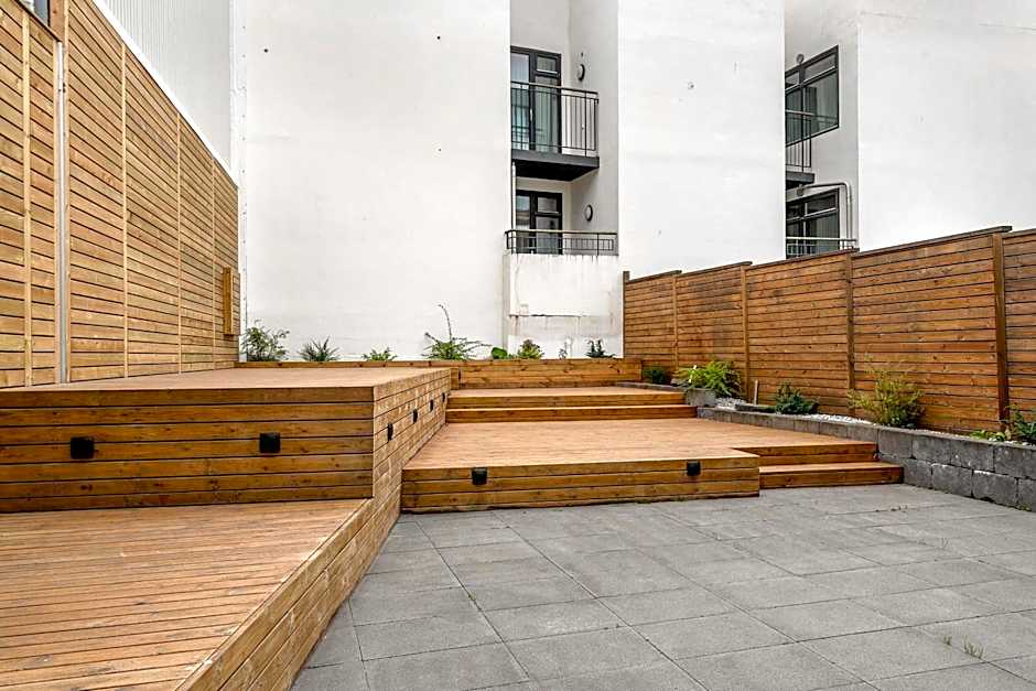 The Swan House by Heimaleiga