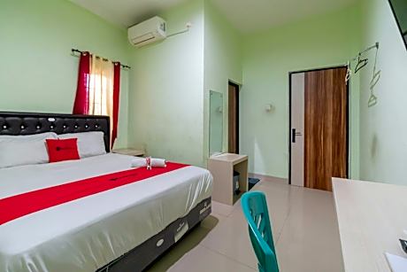 RedDoorz near Taman Wisata Alam Punti Kayu Palembang 2