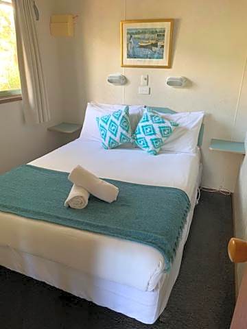 The Lakes Beachfront Holiday Park