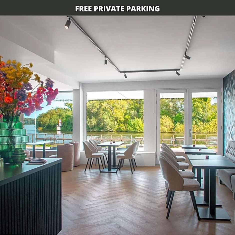 Amsterdam Lake Hotel