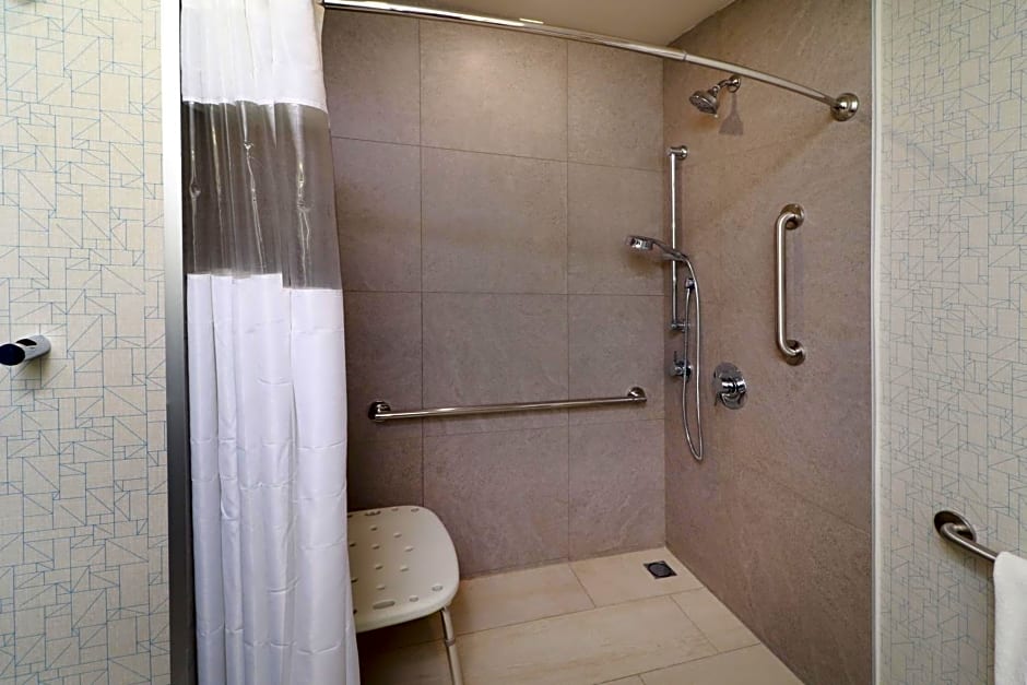 Holiday Inn Express - Monterrey - Fundidora By IHG