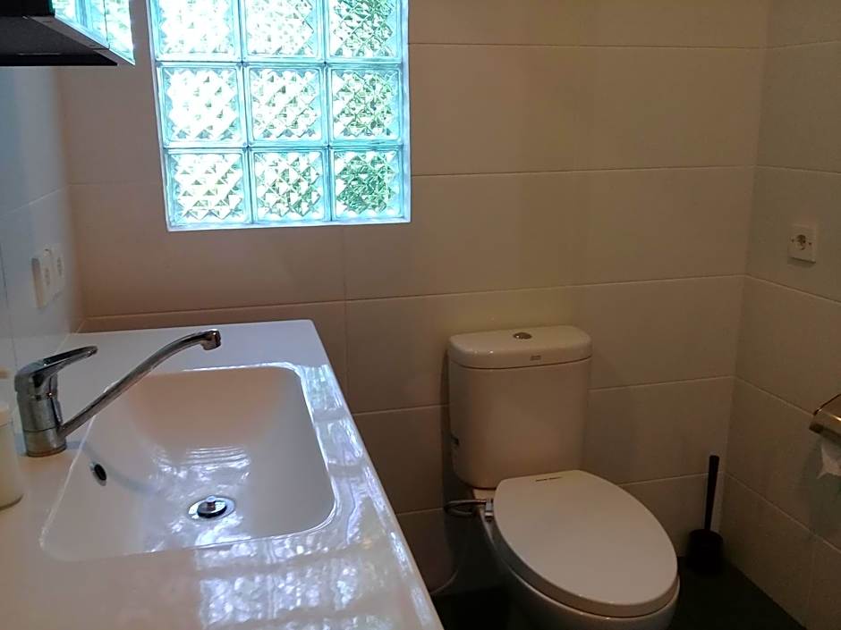 Castaway Surf Retreat