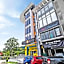 OYO 714 Arina Hotel