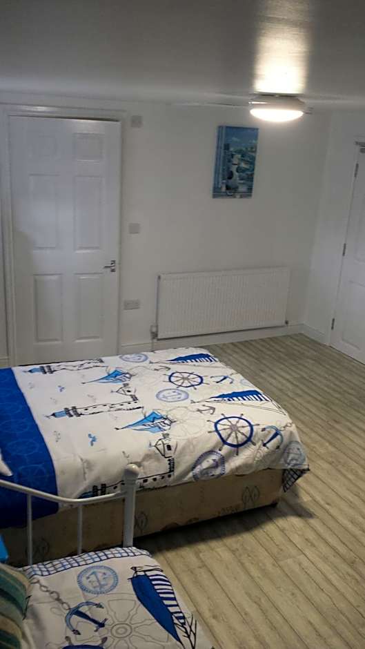 The cabin saracens head