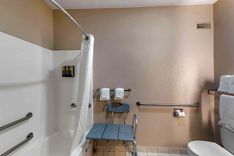 Best Western Plus Russellville Hotel and Suites