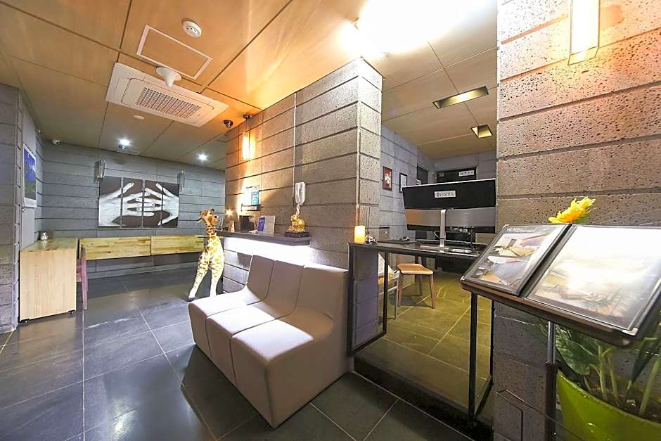 Louis Boutique Hotel