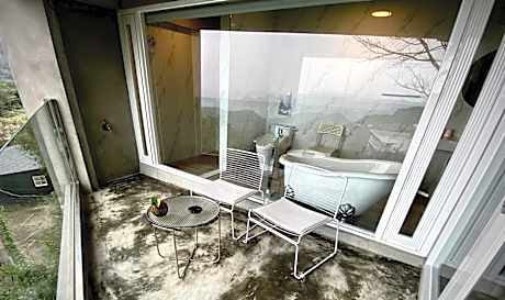 Double Room with Balcony and Sea View