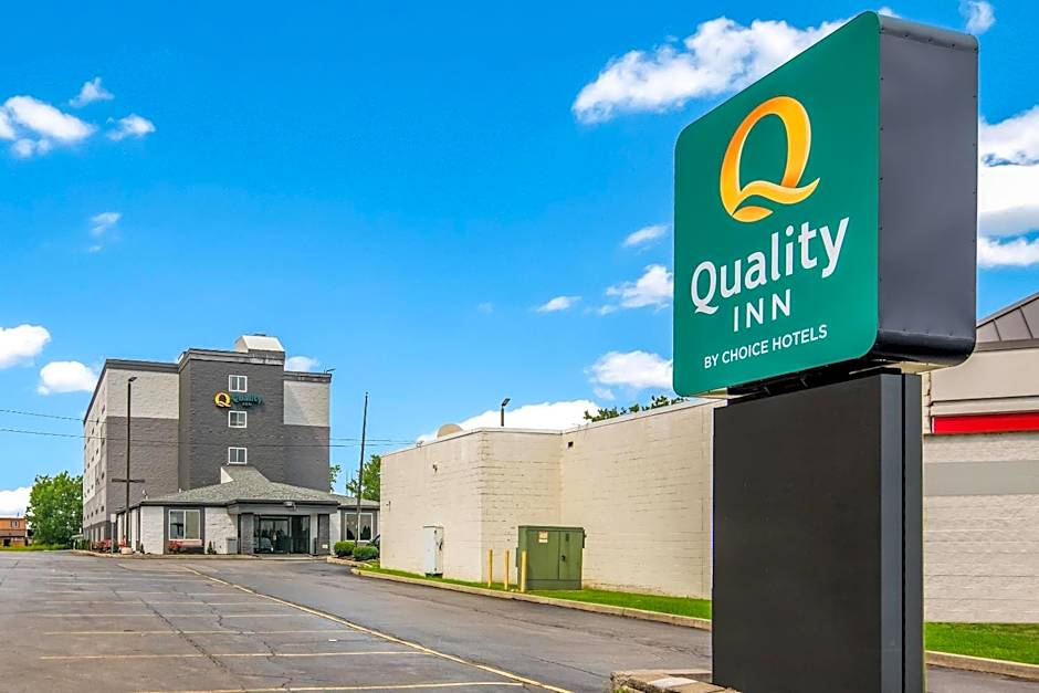 Quality Inn Rochester West
