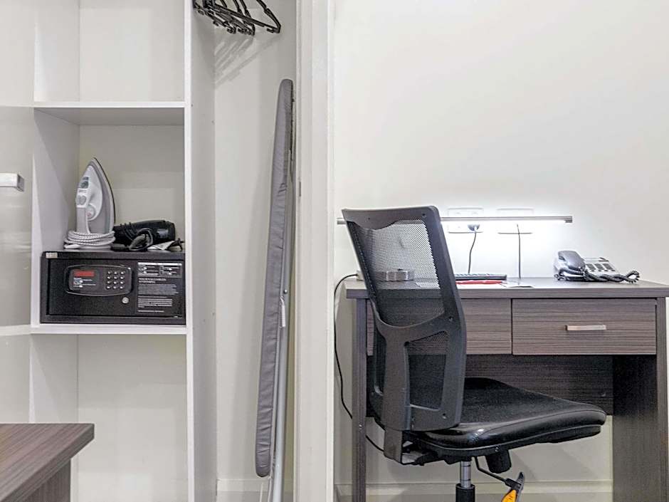 Ibis Styles Kingsgate Hotel