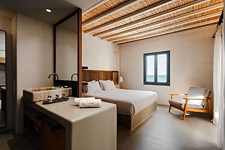 Deluxe Room with Jacuzzi