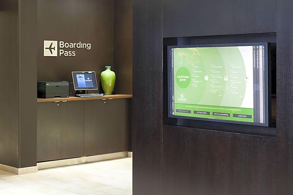 Courtyard by Marriott Alexandria Old Town/Southwest