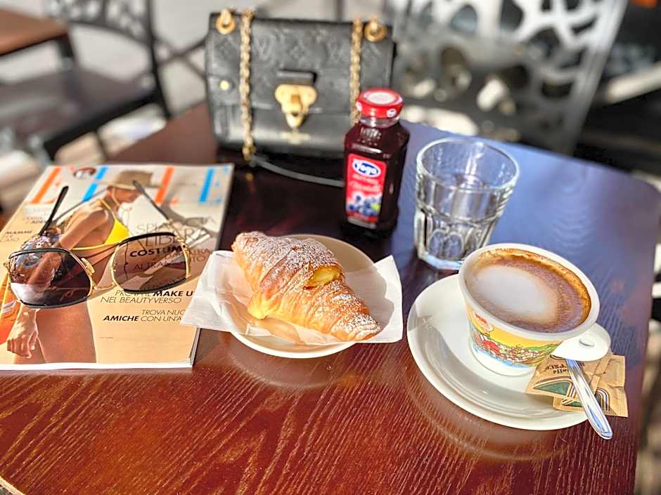 Relais Roma Vaticano - METRO station Ottaviano