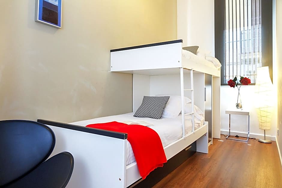 Feelathome Poblenou Beach Apartments