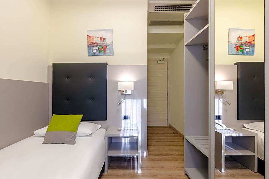 Hotel Aurora