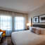 Hotel E