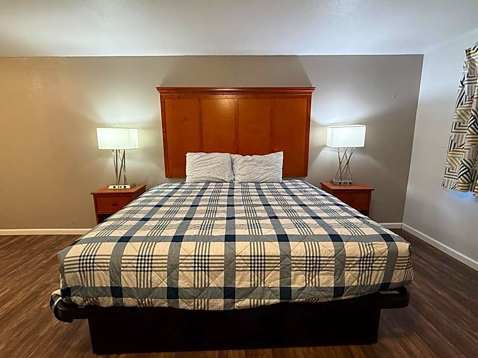 BUDGET INN BEND