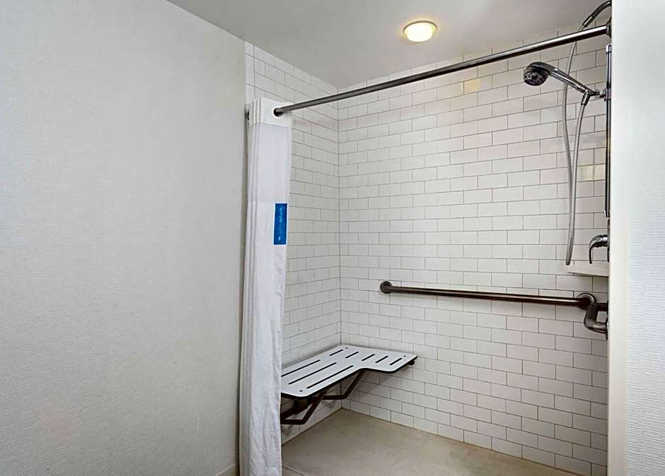 Hampton Inn By Hilton Melbourne