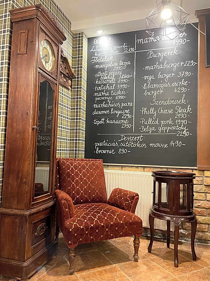 Révész Hotel, Restaurant and Rosa Spa