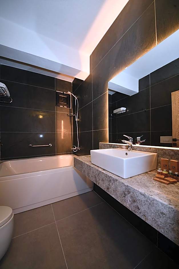 1774 Kazdağı Termal Otel