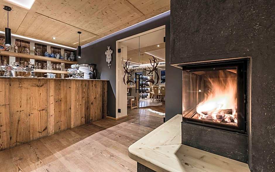 Presulis Hideaway Apartments & Restaurant