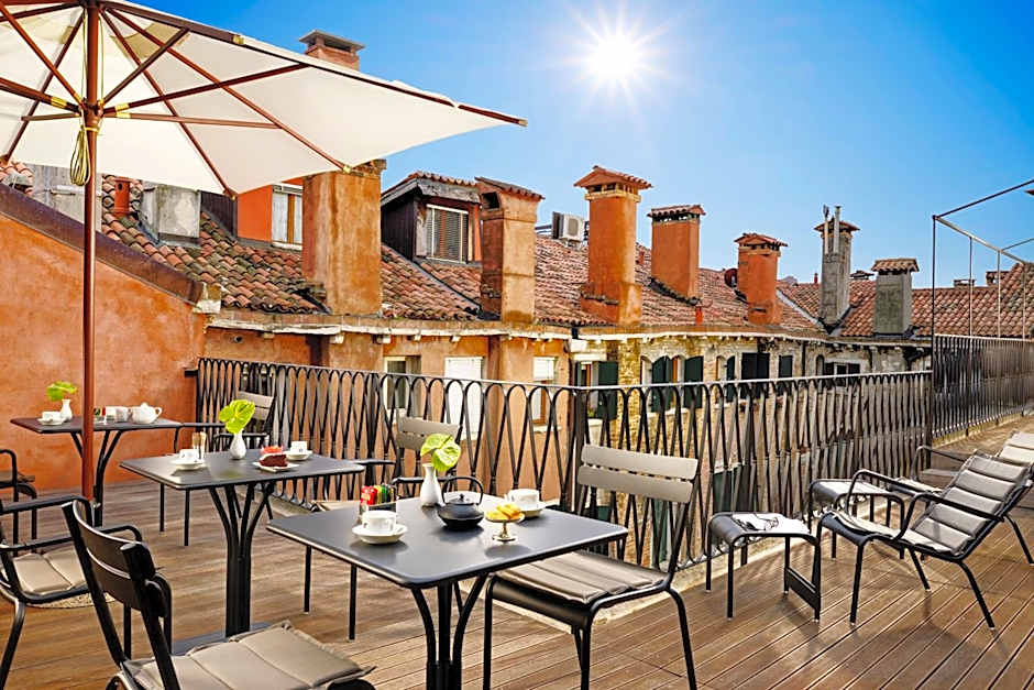 Hotel L'Orologio