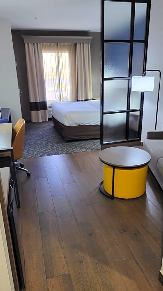 Comfort Suites Macon
