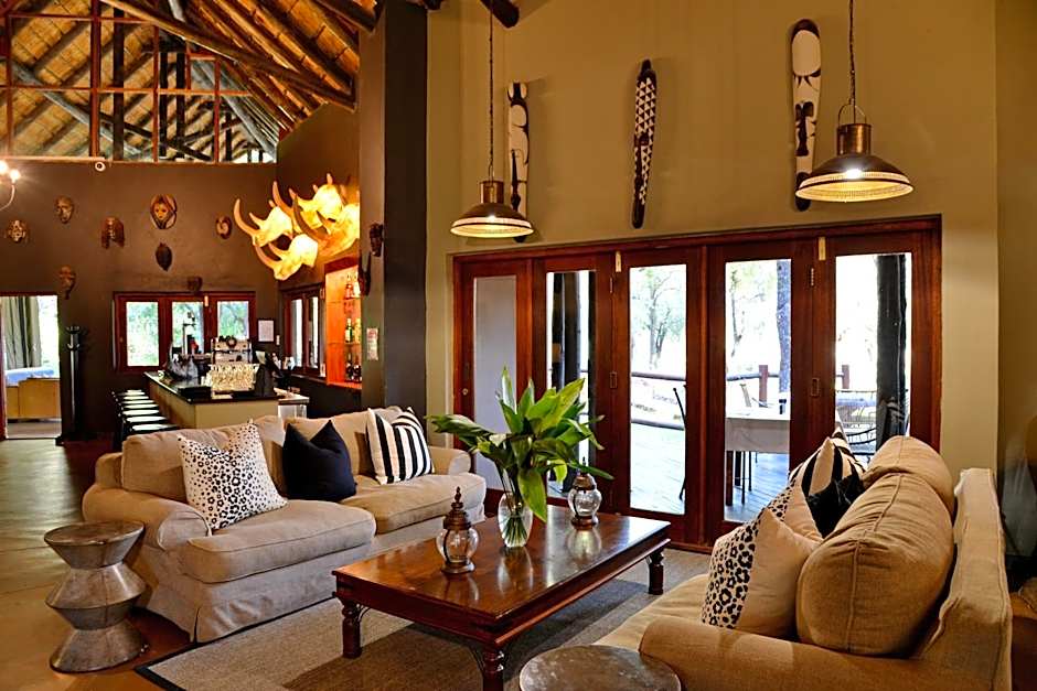 Black Rhino Game Lodge