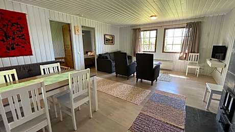Two-Bedroom Cottage with Sauna