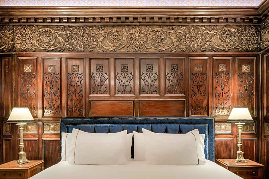 AC Hotel Palacio del Retiro Autograph Collection