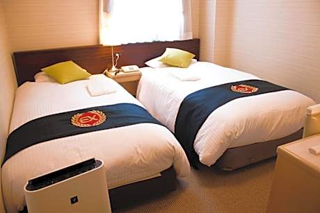 Twin Room - Non-Smoking
