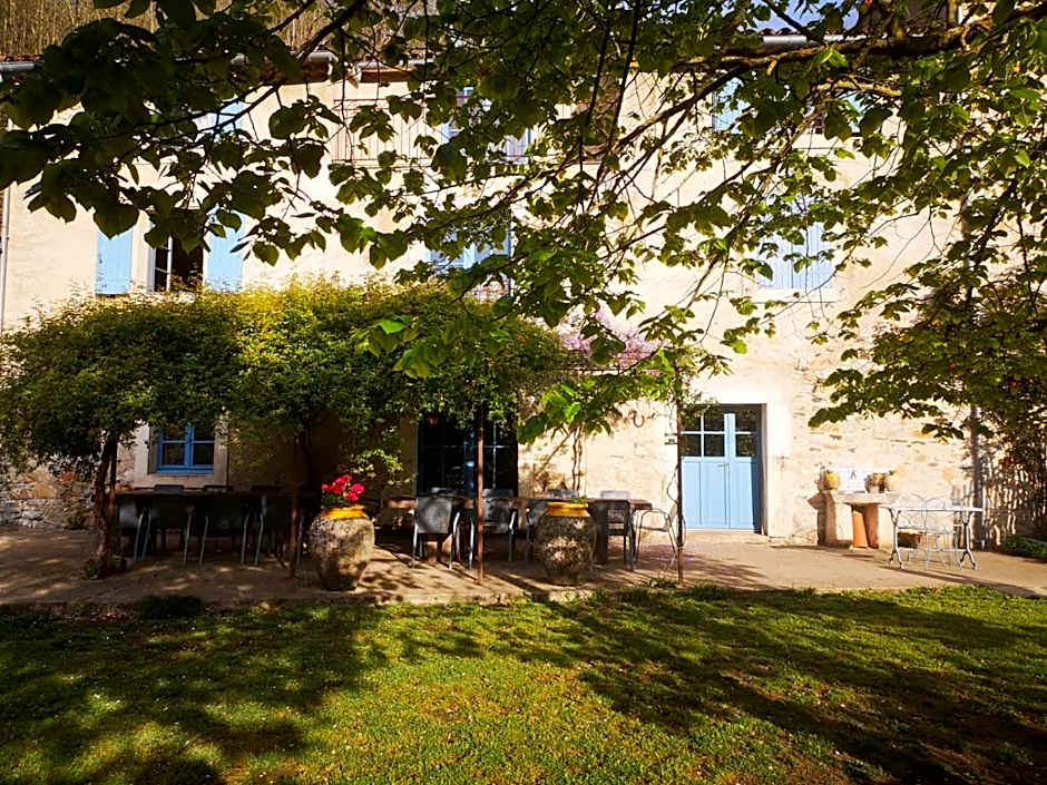 Nabat le Haut, chambre et table d'hotes