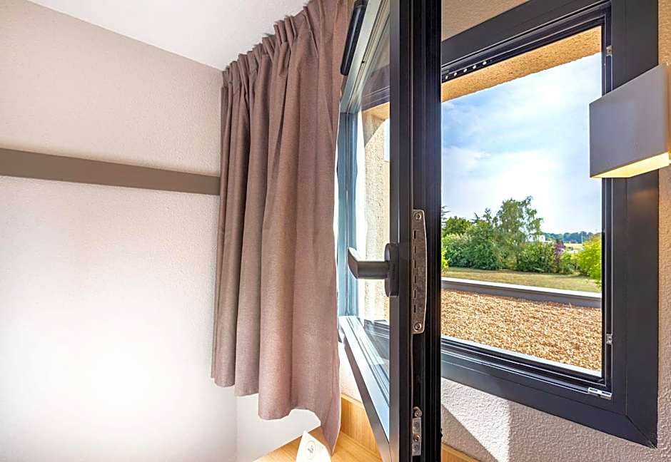 B&B HOTEL Angers Parc Expos