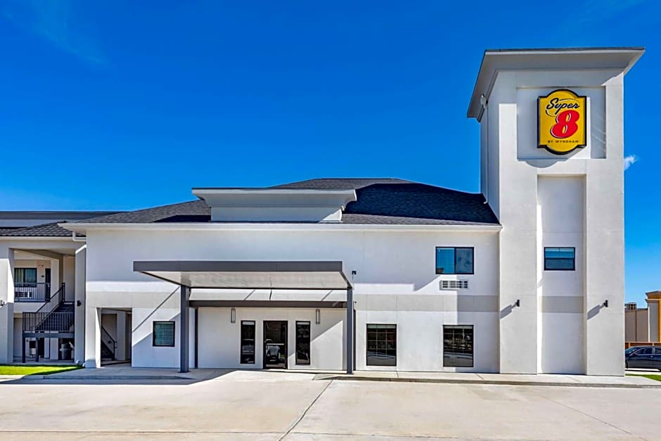 Super 8 by Wyndham Houston NW Beltway 8